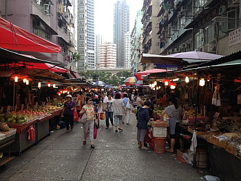 Hong Kong Market, a bit different from Costco